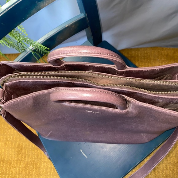 Barely used Matt and nat tote/laptop bag - Picture 2 of 5